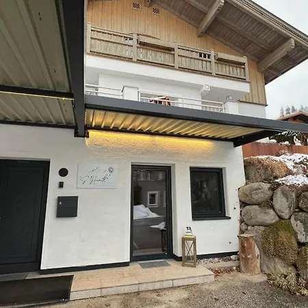 Tauernchalet-s'hoamatl アパート *